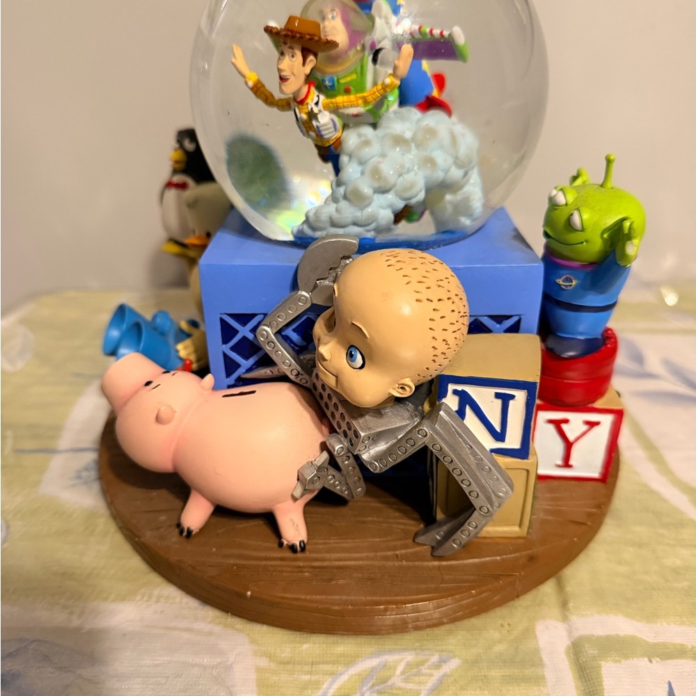 Toy Story Character Snow Globe with Woody and Friends - Picture 7 of 14